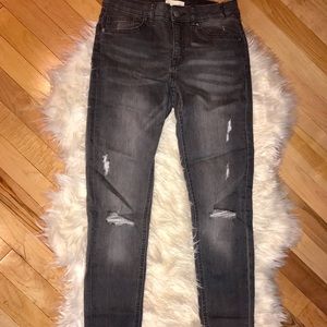 Gray distressed pants